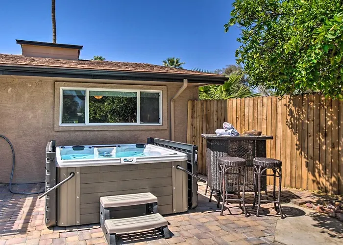 Lovely Escape With Private Pool And Hot Tub! Mesa