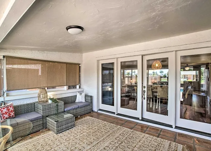 Lovely Escape With Private Pool And Hot Tub! *