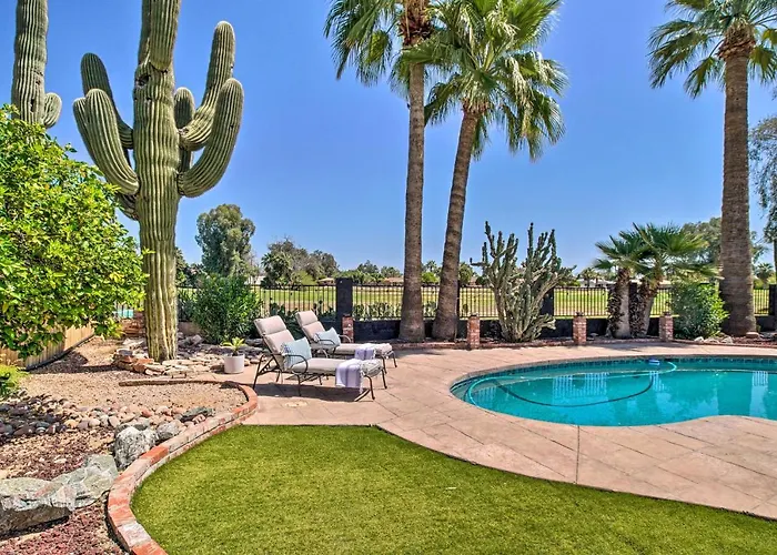 Lovely Escape With Private Pool And Hot Tub! Holiday home Mesa